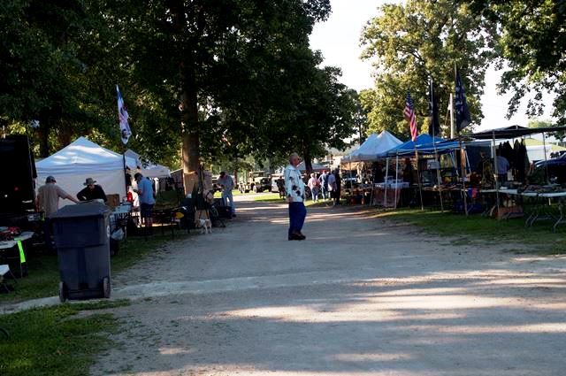 Vendor row.