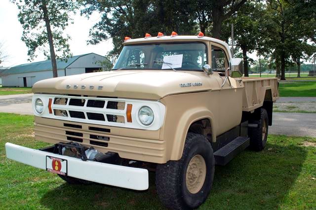 Ron Bakehorn's Dodge W-300.